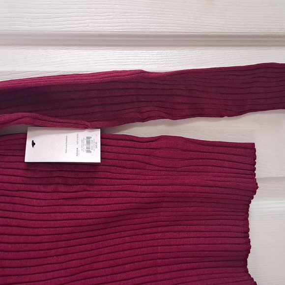Medium Petite Nine West Turtleneck - Picture 4 of 8